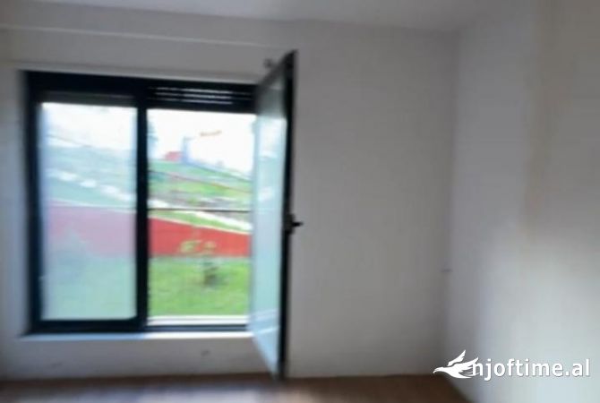 Shtepi ne shitje 1+1 ne Tirane - 120,000 Euro