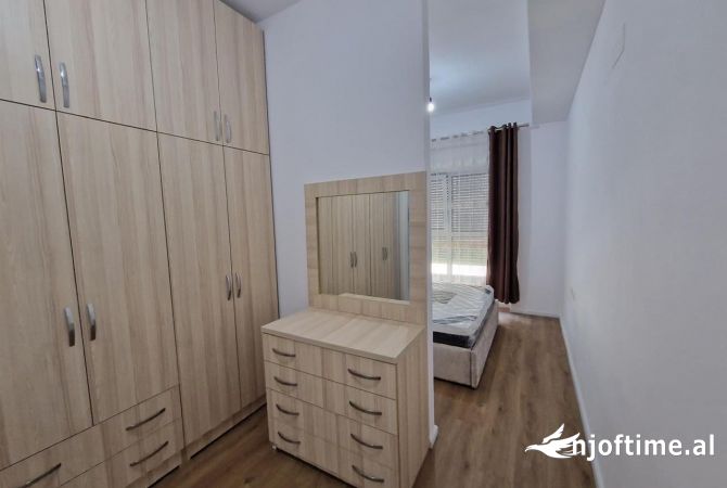Shtepi me qera 2+1 ne Tirane - 500 Euro