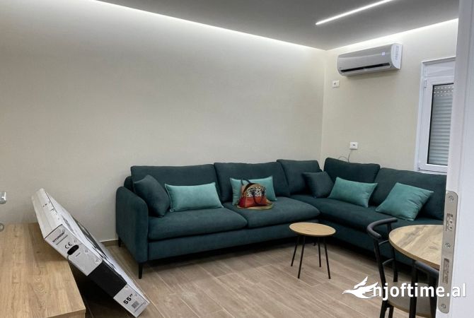 Shtepi me qera 2+1 ne Tirane - 550 Euro