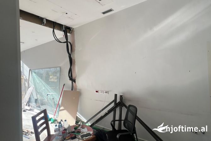 Ambient biznesi me qera 1+1 ne Tirane - 3,200 Euro