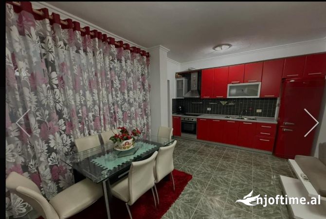 Shtepi me qera 2+1 ne Tirane - 65,000 Leke