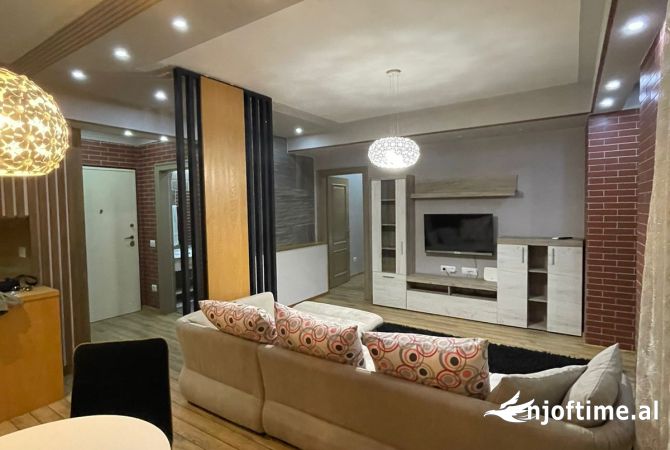 Casa in affitto 2+1 a Tirana - 1,000 Euro