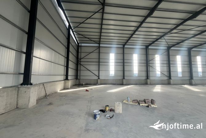 Business Property for Rent 4+1 in Tirana - 5,500 Euro