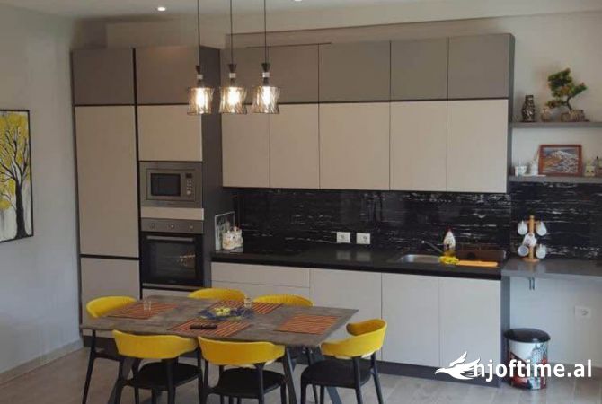 Shtepi ne shitje 2+1 ne Durres - 380,000 Euro