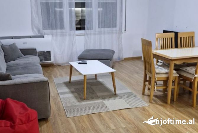 Shtepi me qera 2+1 ne Tirane - 60,000 Leke