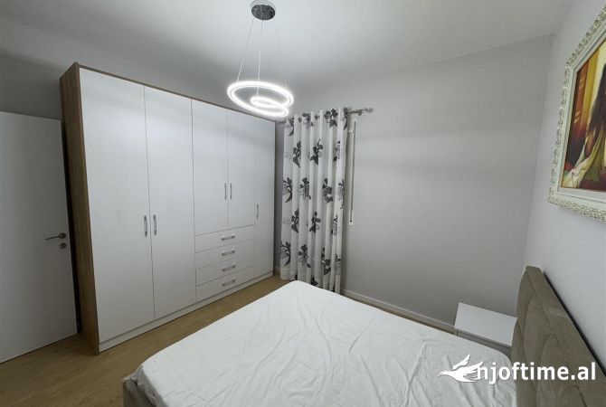 Shtepi me qera 1+1 ne Tirane - 55,000 Leke