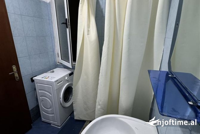 Shtepi me qera 3+1 ne Tirane - 50,000 Leke