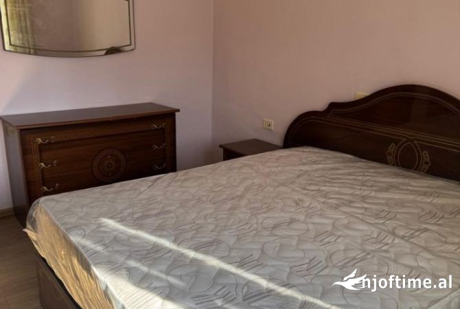 Shtepi me qera Apartament ne Tirane, 1+1, Mobilimi E mobiluar, Pagesa 35,000  Leke.