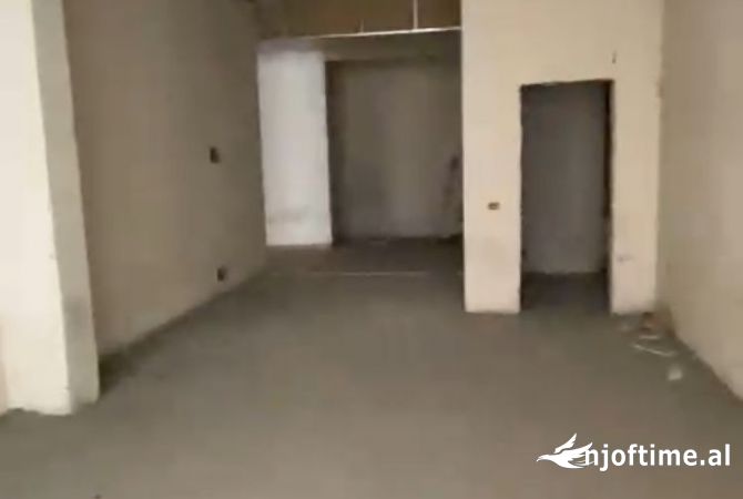 Ambient biznesi ne shitje 1+1 ne Tirane - 65,000 Euro