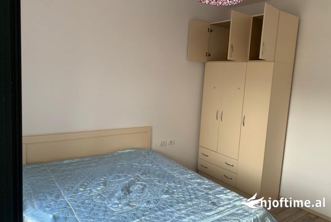 Shtepi me qera 1+1 ne Tirane - 450 Euro