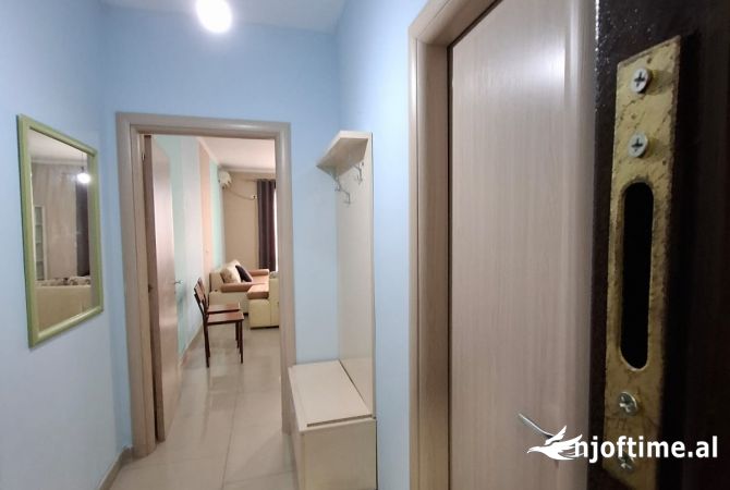 Shtepi me qera 2+1 ne Tirane - 45,000 Leke
