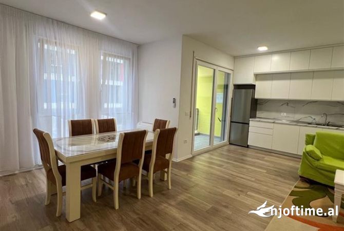 Shtepi me qera 2+1 ne Tirane - 500 Euro