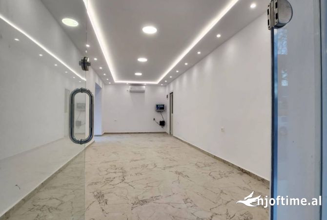 Ambient biznesi me qera 1+1 ne Tirane - 1,500 Euro