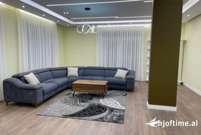 Shtepi me qera 3+1 ne Tirane - 65,000 Leke