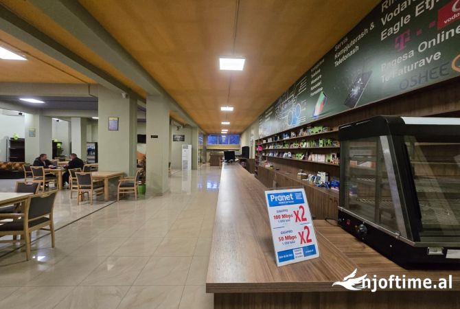 Ambient biznesi me qera 2+1 ne Tirane - 2,000 Euro