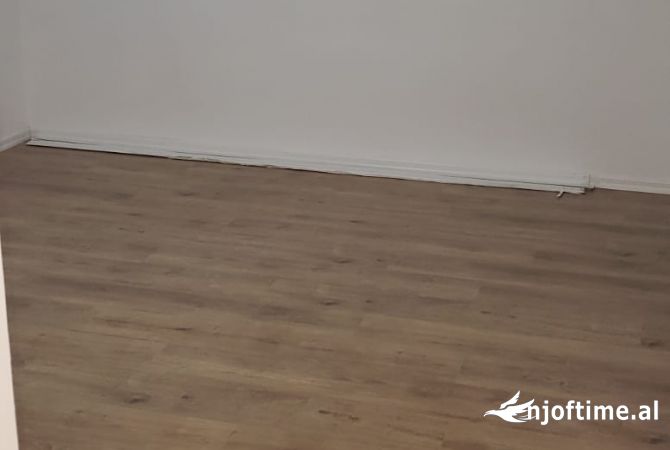 Shtepi me qera 2+1 ne Tirane - 550 Euro