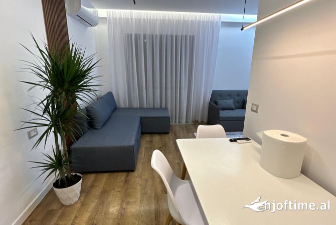 Shtepi me qera 2+1 ne Tirane - 600 Euro