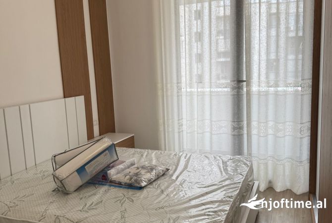 Shtepi me qera 1+1 ne Tirane - 450 Euro