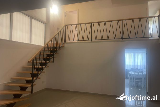 Shtepi me qera 4+1 ne Tirane - 550 Euro