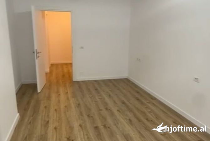 Shtepi ne shitje 1+1 ne Tirane - 100,000 Euro