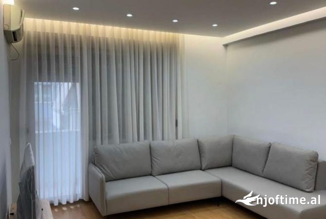 Shtepi me qera 2+1 ne Tirane - 600 Euro