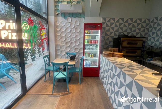 Ambjent biznesi ne shitje 2+1 ne Tirane - 45,000 Euro