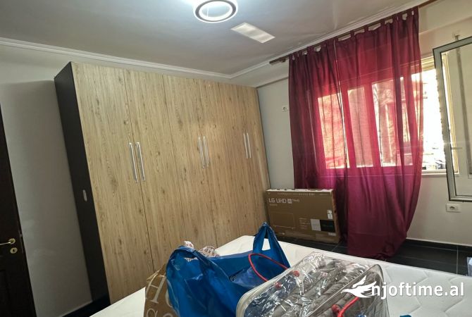 Shtepi me qera 1+1 ne Tirane - 50,000 Leke