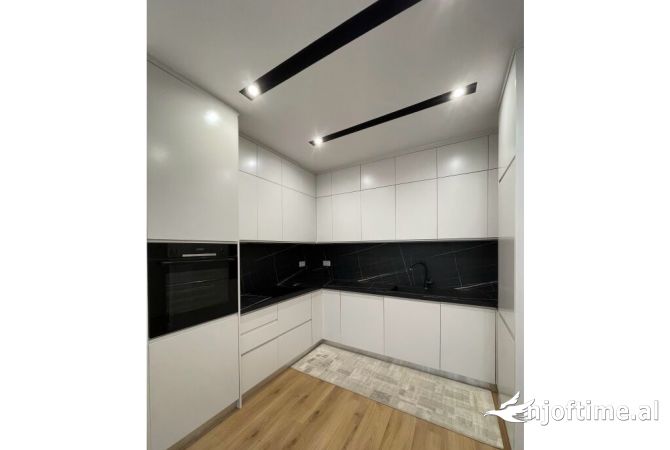 Casa in affitto 2+1 a Tirana - 900 Euro