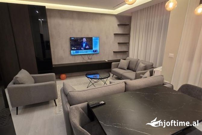 Shtepi me qera Apartament ne Tirane, 2+1, Mobilimi E mobiluar, Pagesa 90,000  Leke.