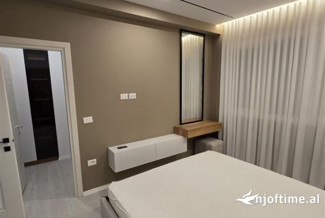 Shtepi me qera Apartament ne Tirane, 2+1, Mobilimi E mobiluar, Pagesa 90,000  Leke.