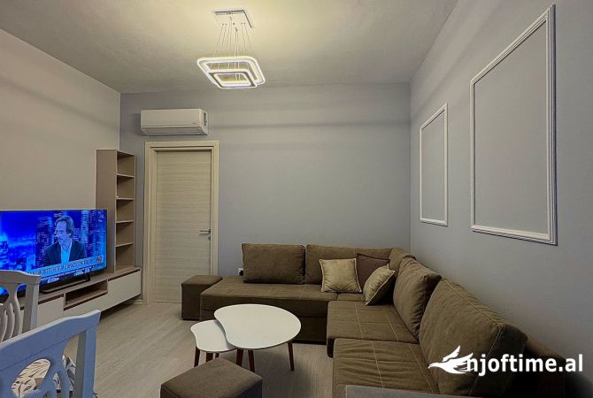 Shtepi me qera 1+1 ne Tirane - 60,000 Leke
