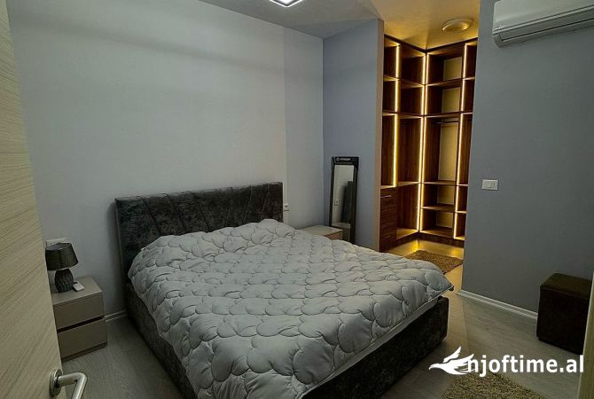 Shtepi me qera Apartament ne Tirane, 1+1, Mobilimi E mobiluar, Pagesa 60,000  Leke.
