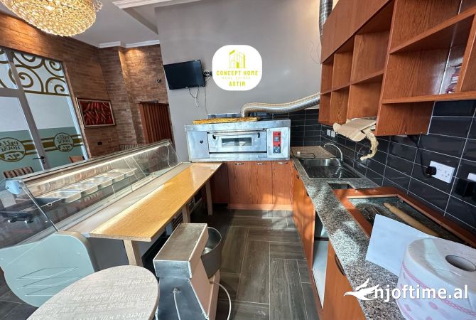 Ambient biznesi me qera 2+1 ne Tirane - 500 Euro