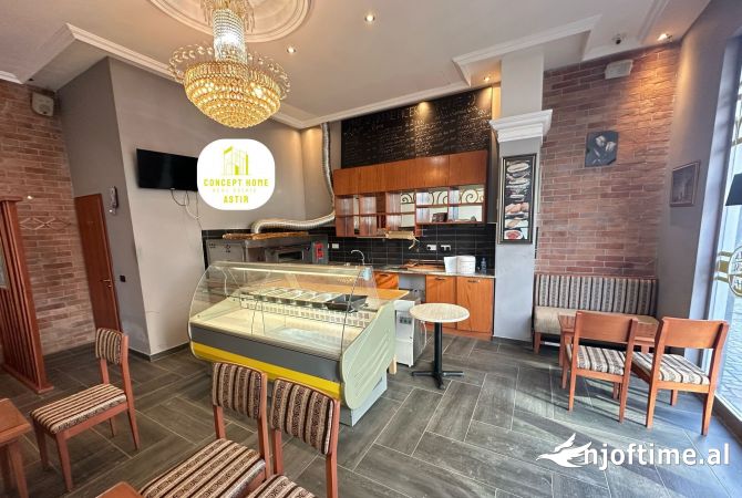Ambient biznesi me qera 2+1 ne Tirane - 500 Euro