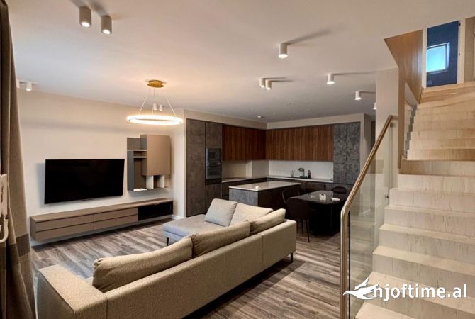Shtepi me qera 3+1 ne Tirane - 3,000 Euro