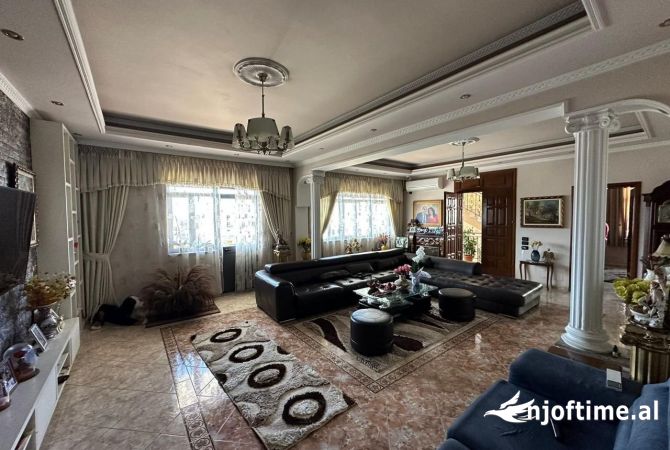Shtepi me qera 7+1 ne Tirane - 5,000 Euro