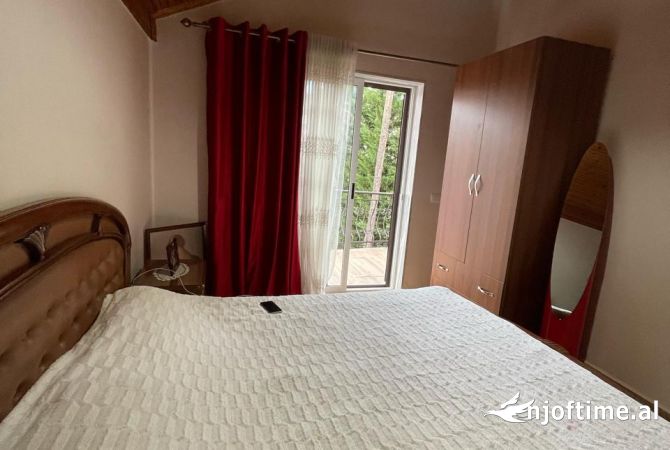 Shtepi ne shitje Apartament ne Durres, 4+1, Mobilimi E mobiluar, Pagesa 361,000  Euro.