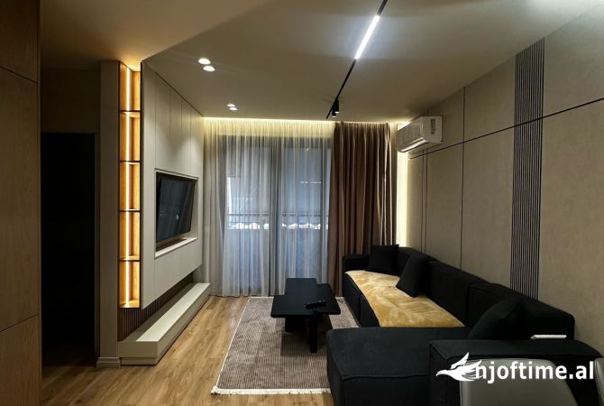 Shtepi me qera 2+1 ne Tirane - 850 Euro