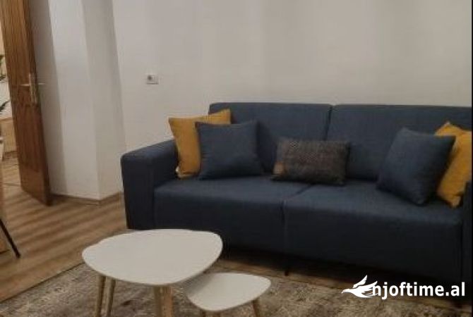 Shtepi me qera 2+1 ne Tirane - 50,000 Leke