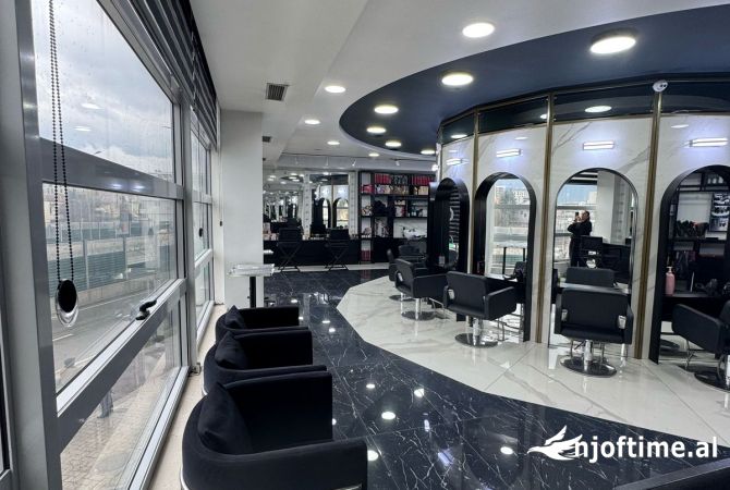 Ambient biznesi ne shitje 1+1 ne Tirane - 384,000 Euro