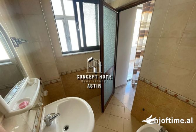 Shtepi me qera Apartament ne Tirane, 2+1, Mobilimi E mobiluar, Pagesa 550  Euro.