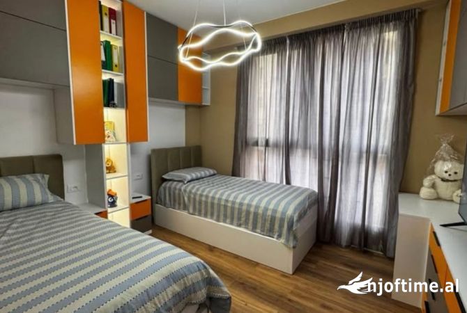 Shtepi me qera Apartament ne Tirane, 2+1, Mobilimi E mobiluar, Pagesa 750  Euro.
