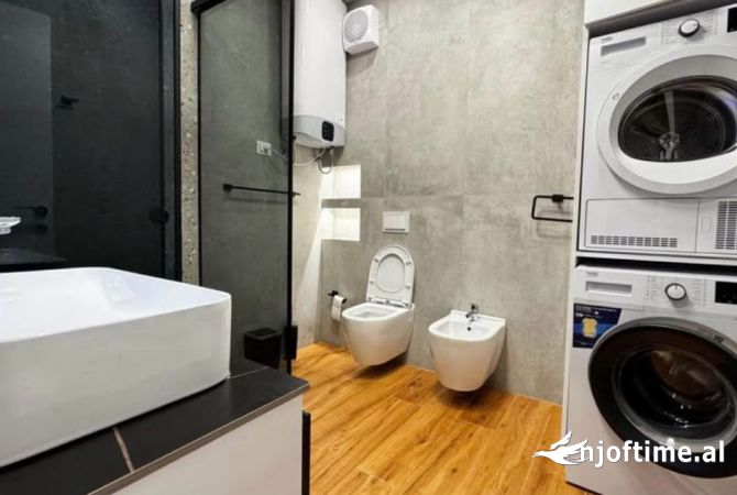 Shtepi me qera Apartament ne Tirane, 2+1, Mobilimi E mobiluar, Pagesa 750  Euro.