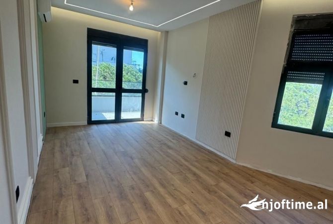 Apartment for sale in Durres 2+1, Emty