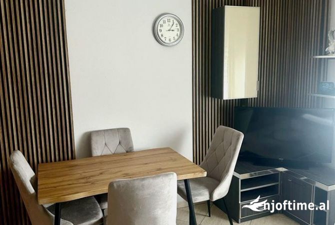 Shtepi me qera 2+1 ne Tirane - 45,000 Leke