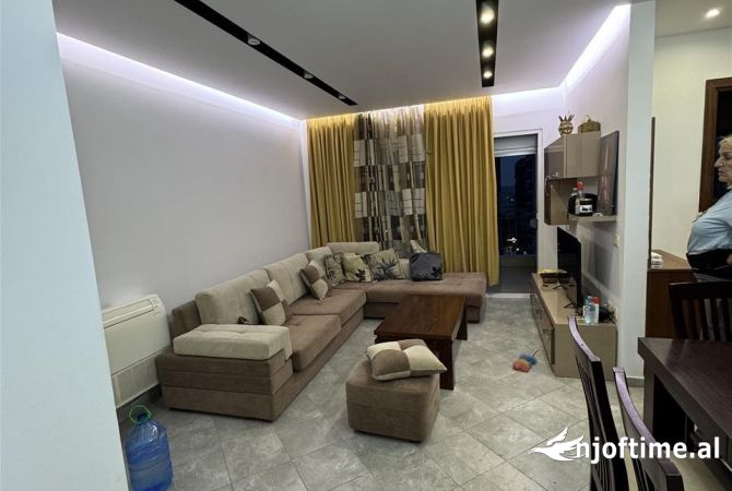 Shtepi me qera 2+1 ne Tirane - 55,000 Leke