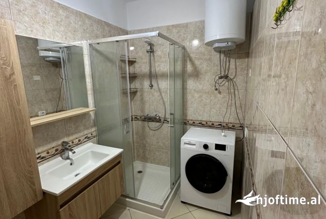 Shtepi me qera Apartament ne Tirane, 2+1, Mobilimi E mobiluar, Pagesa 45,000  Leke.