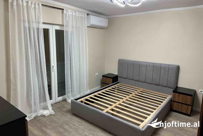 Shtepi me qera 1+1 ne Tirane - 60,000 Leke