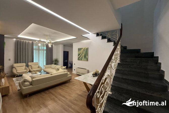 Shtepi me qera 3+1 ne Tirane - 900 Euro