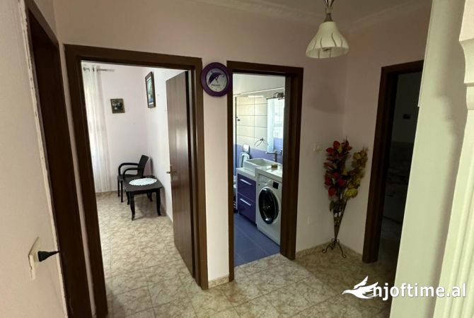 Shtepi me qera Apartament ne Tirane, 2+1, Mobilimi E mobiluar, Pagesa 60,000  Leke.